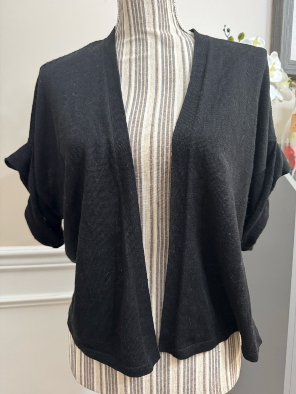 J. JIll Linen Blend Short Sleeve Black Open-Front Cardigan